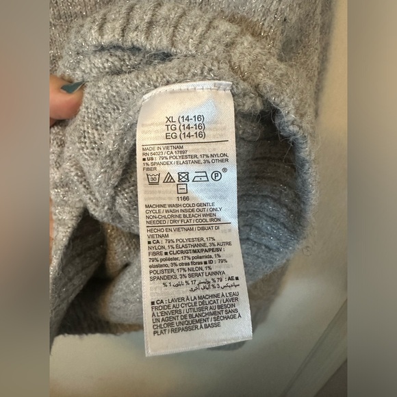 EUC Old Navy | Oversized Grey Metallic Sweater - Picture 5 of 6